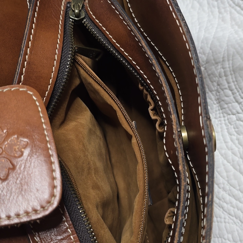 Luxury Boutique Description — Patricia Nash Map-Print Leather Shoulder Bag - Picture 9 of 10